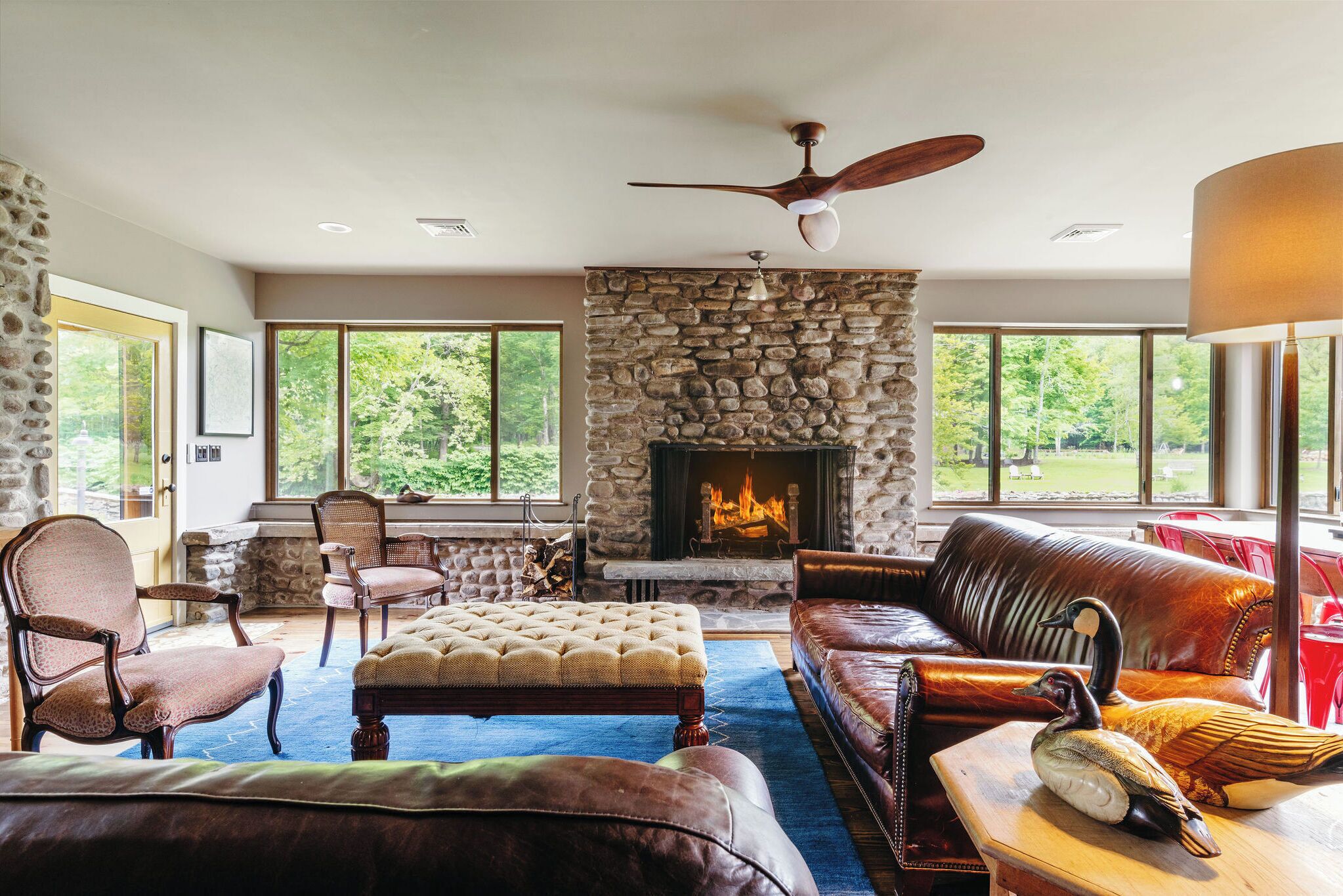 Luxury House, River View | Living area