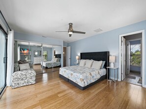 5 Schlafzimmer, Bügeleisen/Bügelbrett, Reisekinderbett, kostenloses WLAN