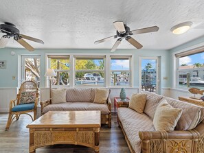 تلفزيون ذكي