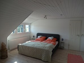 1 Schlafzimmer, Bügeleisen/Bügelbrett, Reisekinderbett, kostenloses WLAN