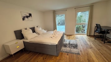 3 Schlafzimmer, Bügeleisen/Bügelbrett, WLAN, Bettwäsche