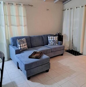 Smart TV - 
This charming cozy 3 bedrooms home perfect getaway in St. Peter, Barbados (Bridgetown)