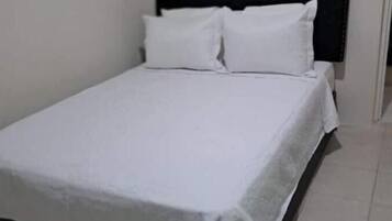 3 chambres, bureau, fer et planche Ă  repasser, Wi-Fi gratuit