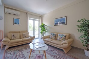 Living area - StaynFeel 02 (Fátima)