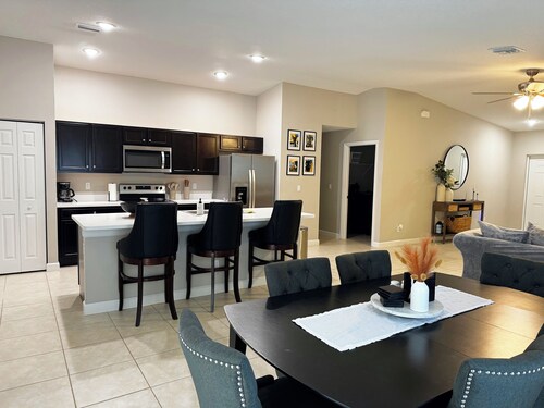 Pet friendly and wheelchair accessible, great place with lots of room.