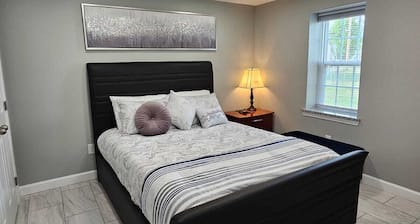 Charming 1-bedroom apartment in Lumberton with AC, WiFi