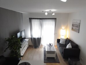 Smart TV - Teufelsstein, Hiking,View,Loreley,Barbecue,Relax,Nature,WLAN,Parking lot (Patersberg)