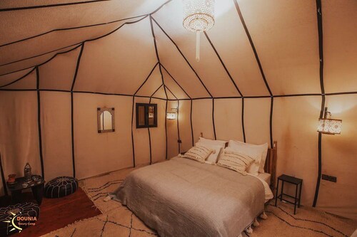 A MAGICAL CAMP IN MERZOUGA DESERT