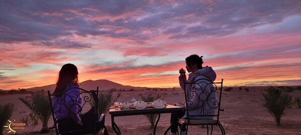 Servei de restauració a l'aire lliure