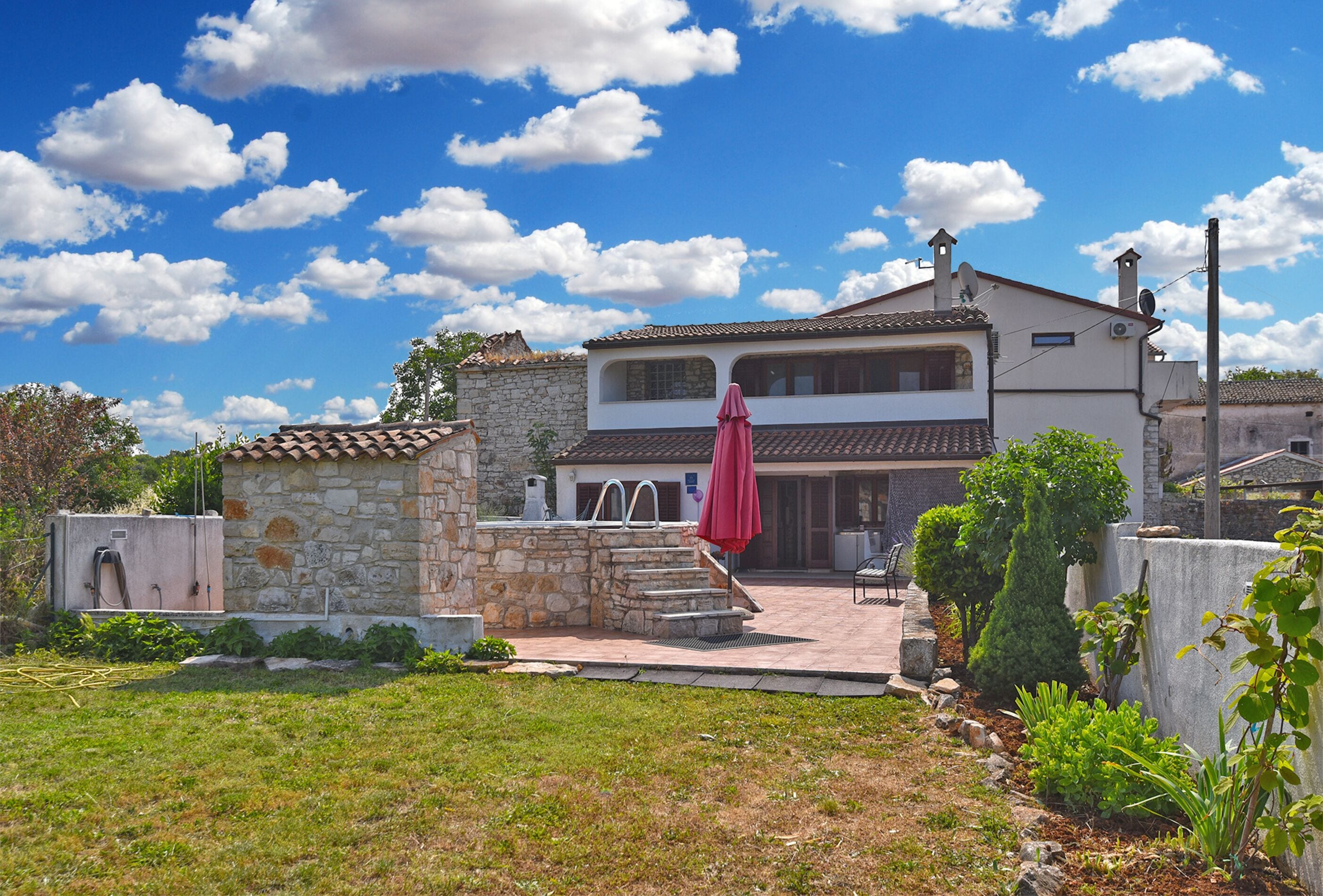 Apartment, 3 Bedrooms, Private Pool, Pool View | Exterior