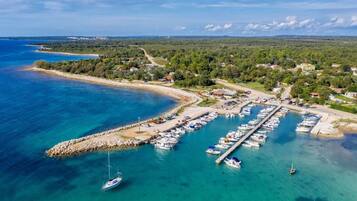 Apartment, 3 Bedrooms, Private Pool, Pool View | Exterior