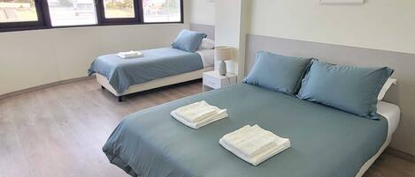 3 chambres, fer et planche Ă repasser, Wi-Fi, literie fournie