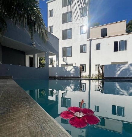 Exterior. Hotel Boutique Marina Roatan