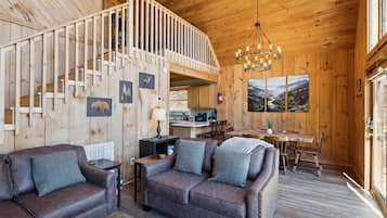 Smart TV, chimenea, videojuegos y libros