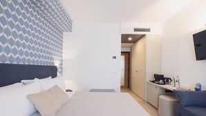 Double Room | In-room safe, cots/infant beds, free WiFi, bed sheets - Hotel with swimming pool in Marinella di Selinunte (Castelvetrano)