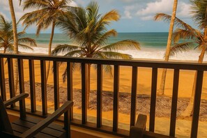 Deluxe-Doppelzimmer, Meerblick, am Strand | Blick vom Balkon