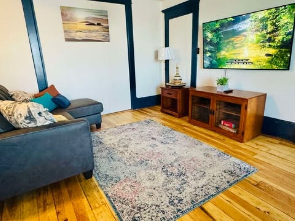 Smart TV y futbolito 