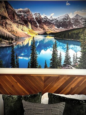 3 bedrooms, desk, iron/ironing board, free WiFi