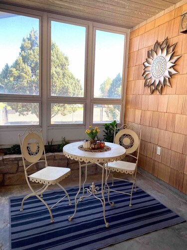 Charming 3-bedroom house with AC, WiFi in Clayton