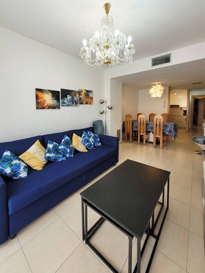 Living room - Apartment Verano Go2lloret (Lloret de Mar)