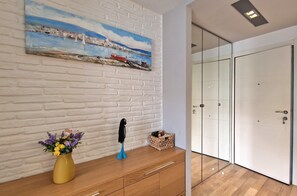 Departamento, 1 habitación, balcón, vista al jardín | Interior