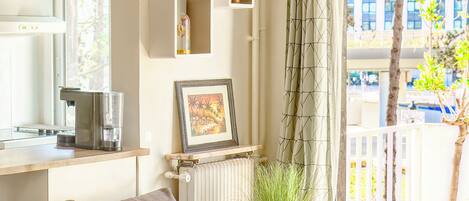 TV connectée, lecteur de DVD, écrans d'ordinateur