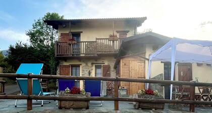 Panoramic chalet in Borgata Lo Buc - A getaway in the wilderness