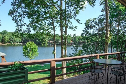 Making Memories on Lake Pineda