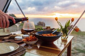 Standard Tent, Ocean View | 1 bedroom, free WiFi - Escarpment Domes (Porirua)