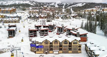 Southpoint 25 Two Bdrm Ski In Out HotTub