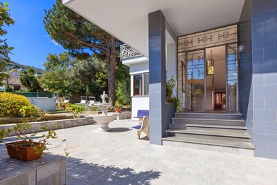 Estate4home - Villa Louise