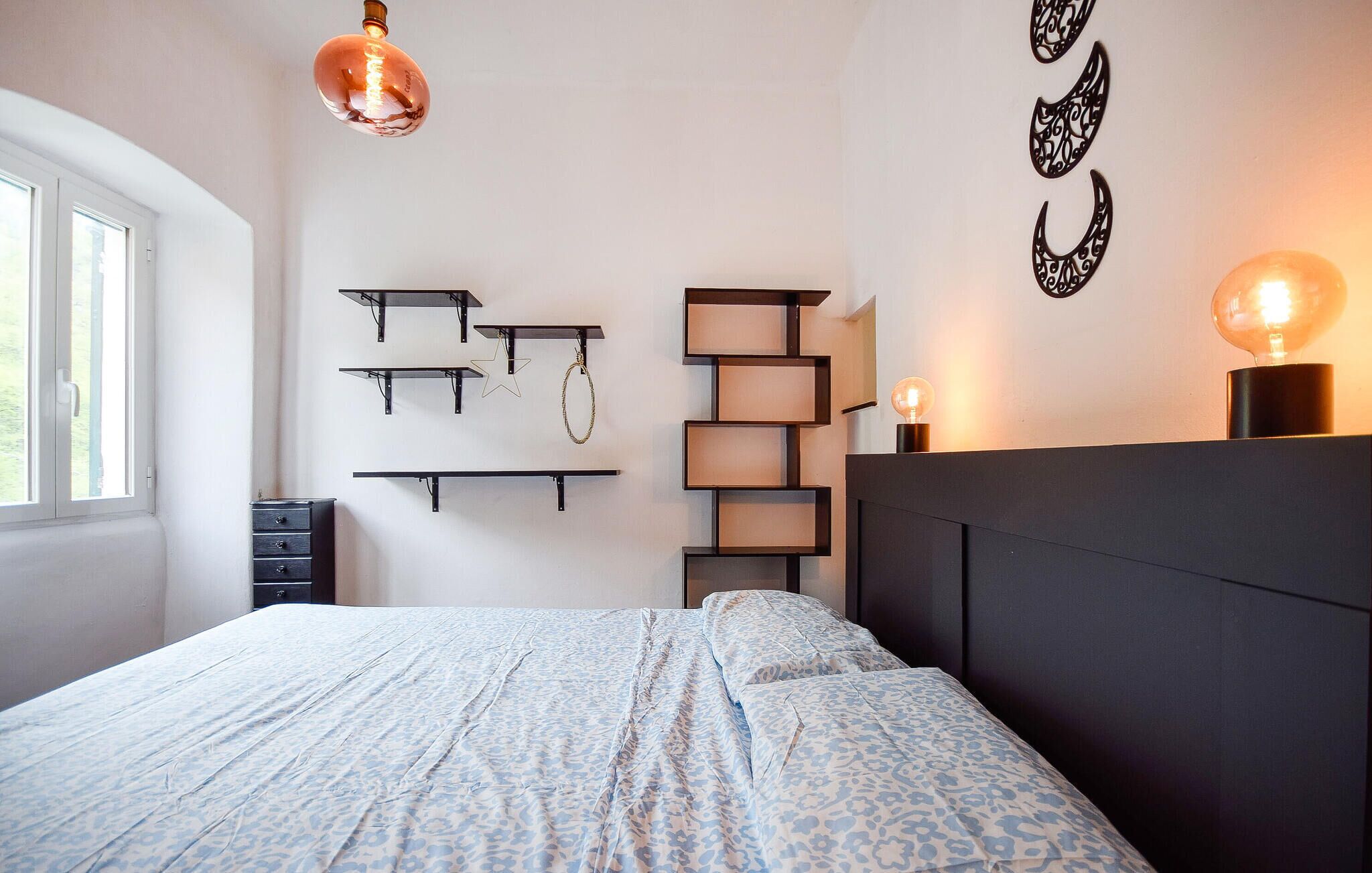 2 chambres, fer et planche à repasser, lit parapluie, Wi-Fi gratuit