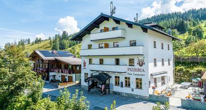 Hotel Restaurant Pizzeria Langreiter