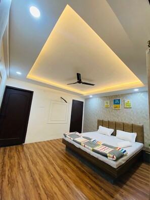 5 Schlafzimmer, Bügeleisen/Bügelbrett, WLAN, Bettwäsche