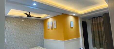 5 Schlafzimmer, Bügeleisen/Bügelbrett, WLAN, Bettwäsche