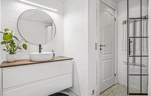 Shower - Pet friendly home in Blokhus with WiFi (Blokhus)