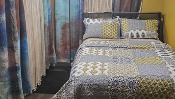 1 bedroom, WiFi, bed sheets