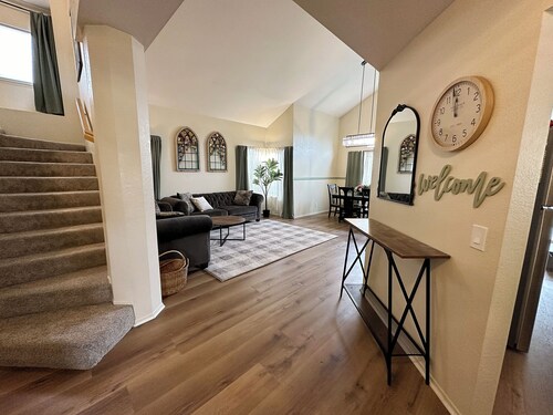 4-bedroom house in Loma Linda on quiet Cul-de-sac, perfect for Families