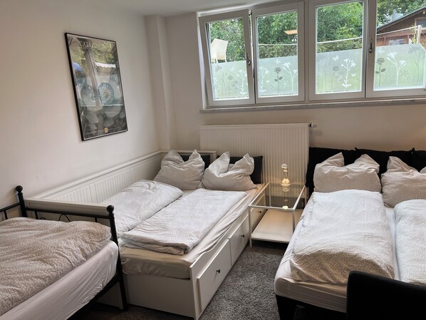 1 bedroom, iron/ironing board, WiFi, bed sheets