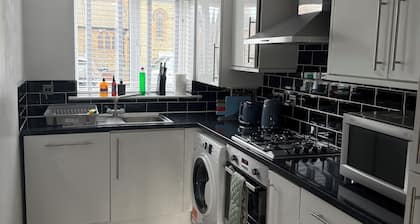 3-bedroom house in awesome Wigan with WiFi