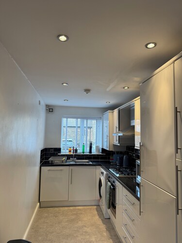 3-bedroom house in awesome Wigan with WiFi