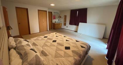 Charming 1-bedroom in a house, great for sleeping and resting only.