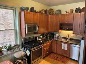 Microwave, oven, stovetop, dishwasher