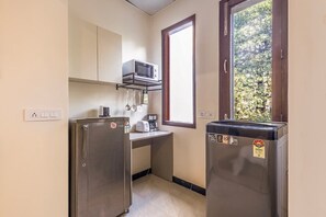 Interior - Calm Living in the City (Gurugram)