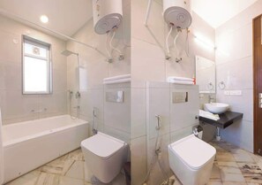 Dusche, Haartrockner, Handtücher, Shampoo