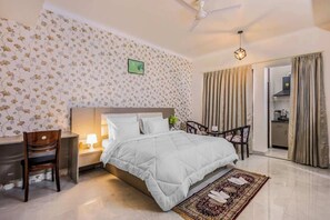 1 bedroom, iron/ironing board, WiFi