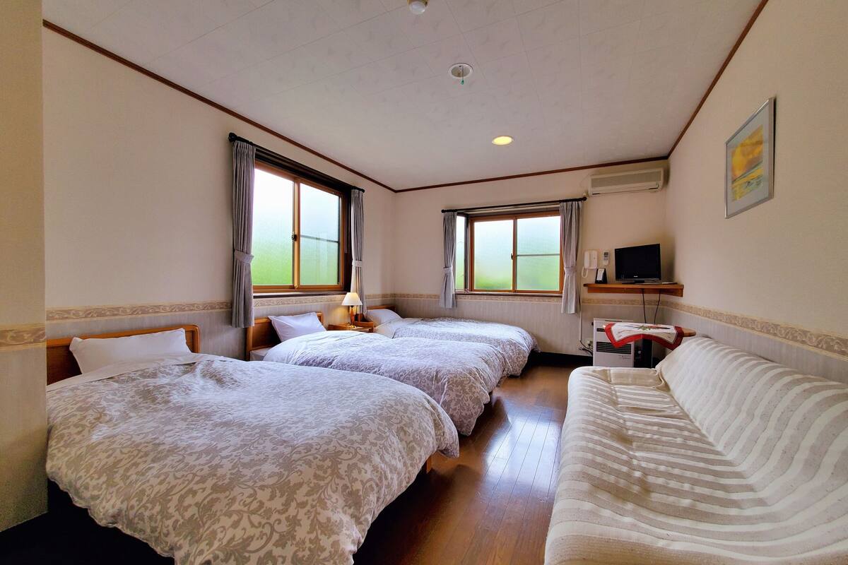 三人房, 无烟房 (Western-Style with Sofa Bed) | 免费 WiFi