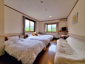 Western Style Triple Room with Sofa Bed, Non Smoking | Free WiFi - Pension J-HOUSE (Kiso)
