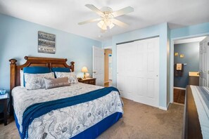 4 bedrooms, iron/ironing board, free WiFi, wheelchair access