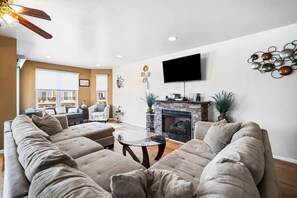 Smart TV, video games, DVD player